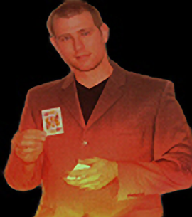 Ian The Magician - Warner Entertainments - Illusionists